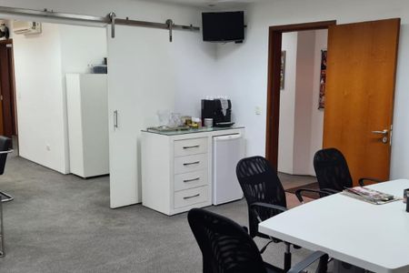 Casa à venda com 3 quartos, 104m² em Vila Mariana, São Paulo