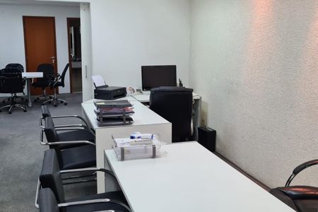 Casa à venda com 3 quartos, 104m² em Vila Mariana, São Paulo