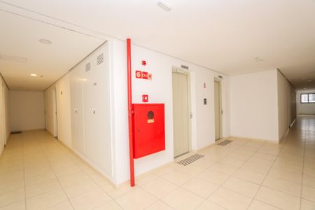 Studio para alugar com 28m², 1 quarto e 1 vaga Studio para alugar com 28m², 1 quarto e 1 vagaÁrea comum