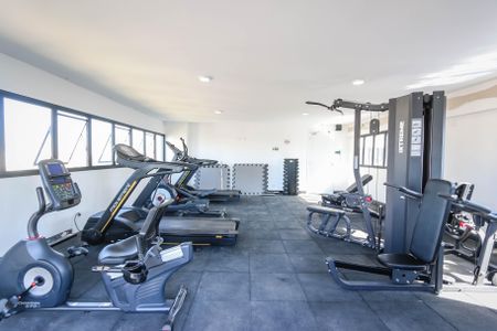 Studio para alugar com 28m², 1 quarto e 1 vaga Studio para alugar com 28m², 1 quarto e 1 vagaÁrea comum - Academia