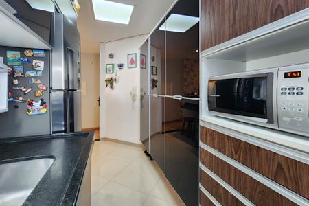 Apartamento à venda com 83m², 3 quartos e 2 vagasCozinha 