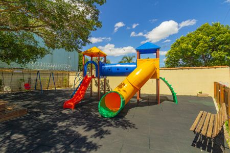 Casa de condomínio à venda com 92m², 3 quartos e 3 vagasÁrea comum - Playground