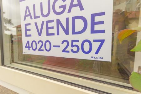 Casa de condomínio à venda com 92m², 3 quartos e 3 vagasPlaca