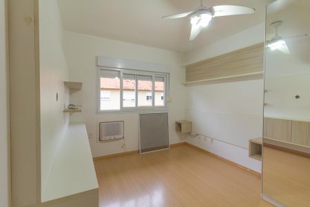 Casa de condomínio à venda com 92m², 3 quartos e 3 vagasQuarto 2