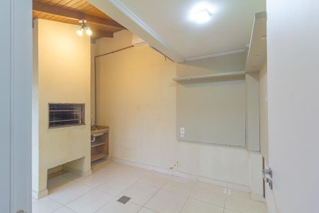 Casa de condomínio à venda com 92m², 3 quartos e 3 vagasChurrasqueira