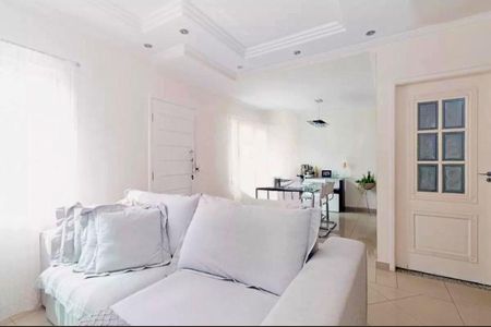 Casa à venda com 124m², 3 quartos e 2 vagasFoto 03