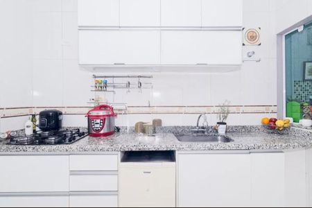 Casa à venda com 124m², 3 quartos e 2 vagasFoto 06
