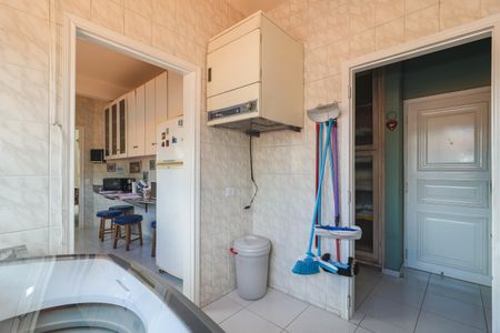 Casa à venda com 140m², 3 quartos e 1 vagaÁrea de Serviço