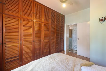 Casa à venda com 140m², 3 quartos e 1 vagaSuíte 1