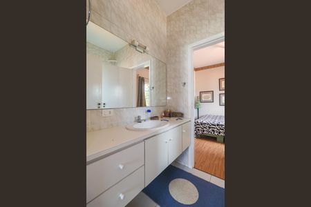 Casa à venda com 140m², 3 quartos e 1 vagaBanheiro da Suíte Americana