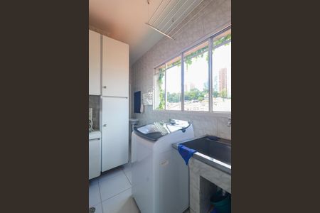 Casa à venda com 140m², 3 quartos e 1 vagaÁrea de Serviço