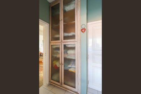 Casa à venda com 140m², 3 quartos e 1 vagaÁrea de Serviço