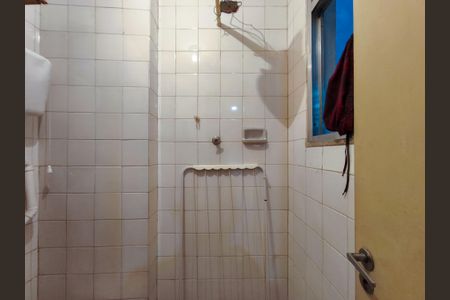 Apartamento à venda com 78m², 2 quartos e 1 vagaBanheiro de serviço