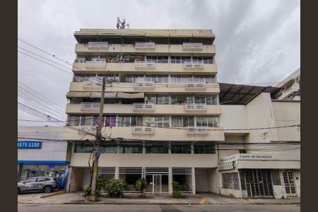 Apartamento à venda com 78m², 2 quartos e 1 vagaFachada e portaria