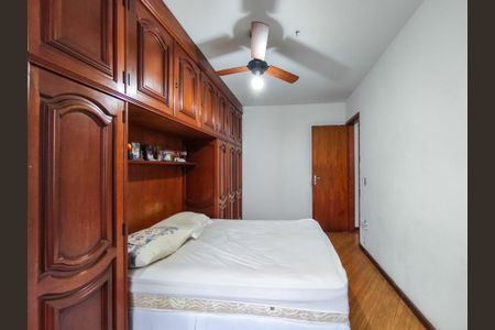 Apartamento à venda com 78m², 2 quartos e 1 vagaQuarto 2