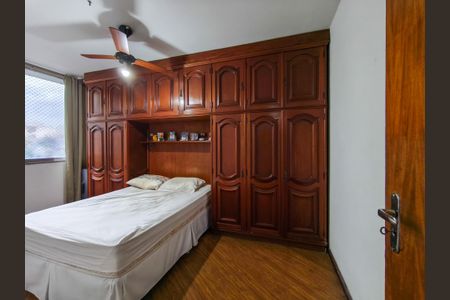 Apartamento à venda com 78m², 2 quartos e 1 vagaQuarto 2