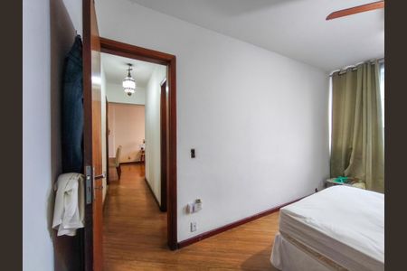 Apartamento à venda com 78m², 2 quartos e 1 vagaQuarto 2