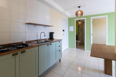 Apartamento à venda com 37m², 2 quartos e sem vaga Apartamento à venda com 37m², 2 quartos e sem vagaCozinha e Área de Serviço