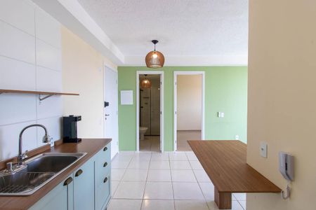 Apartamento à venda com 37m², 2 quartos e sem vaga Apartamento à venda com 37m², 2 quartos e sem vagaCozinha e Área de Serviço