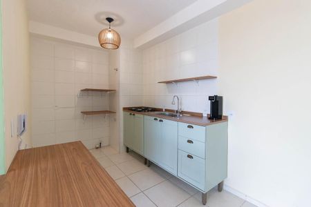 Apartamento à venda com 37m², 2 quartos e sem vaga Apartamento à venda com 37m², 2 quartos e sem vagaCozinha e Área de Serviço