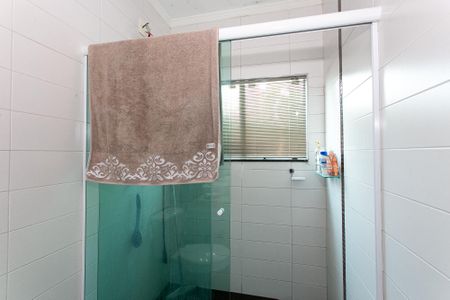 Casa à venda com 320m², 3 quartos e 4 vagasBanheiro da Suíte 1