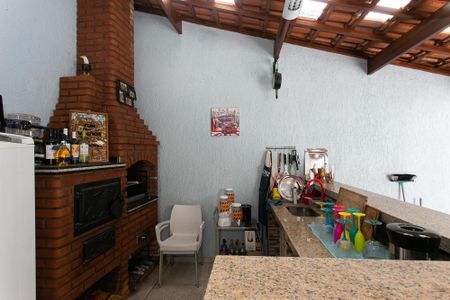 Casa à venda com 320m², 3 quartos e 4 vagasChurrasqueira