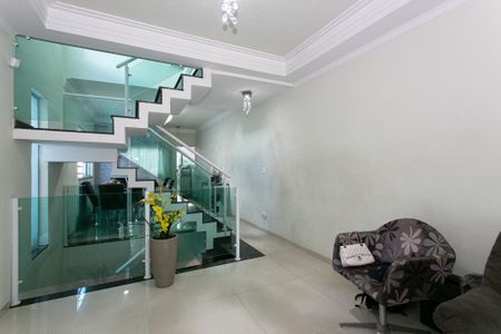 Casa à venda com 320m², 3 quartos e 4 vagasSala