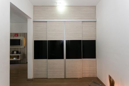 Casa à venda com 320m², 3 quartos e 4 vagasSuíte 1