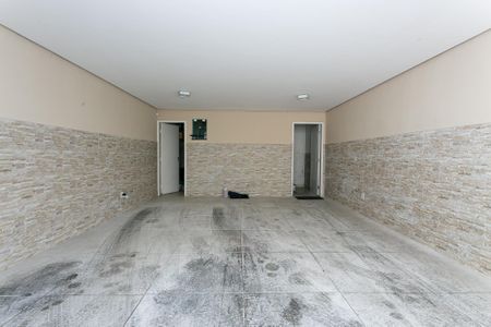 Casa à venda com 320m², 3 quartos e 4 vagasGaragem