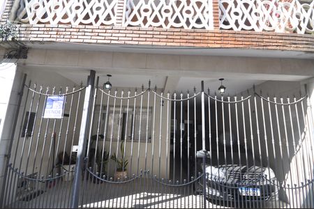 Casa para alugar com 400m², 3 quartos e 1 vagaFachada