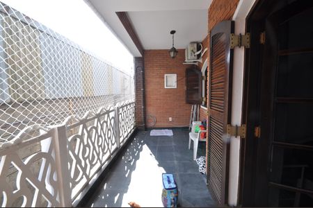 Sacada do Quarto 1 de casa para alugar com 3 quartos, 400m² em Jardim Brasil (zona Norte), São Paulo