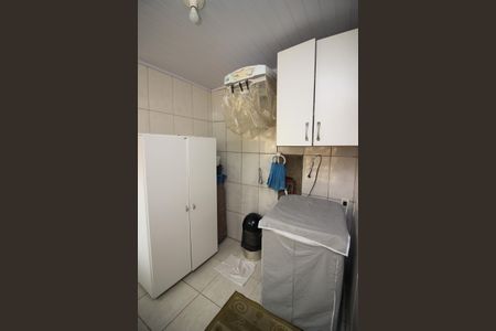 Casa à venda com 130m², 3 quartos e 3 vagas Casa à venda com 130m², 3 quartos e 3 vagasÁrea de Serviço