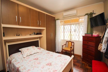 Casa à venda com 130m², 3 quartos e 3 vagas Casa à venda com 130m², 3 quartos e 3 vagasQuarto 2