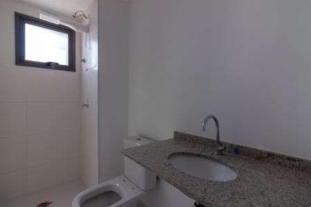 Apartamento para alugar com 38m², 2 quartos e sem vaga Apartamento para alugar com 38m², 2 quartos e sem vagaBanheiro