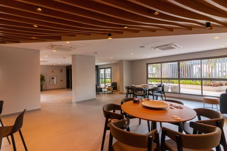 Apartamento para alugar com 38m², 2 quartos e sem vaga Apartamento para alugar com 38m², 2 quartos e sem vagaÁrea comum - Salão de festas