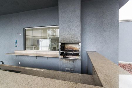 Apartamento à venda com 45m², 2 quartos e 1 vaga Apartamento à venda com 45m², 2 quartos e 1 vagaÁrea comum - Churrasqueira