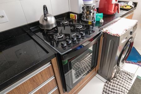 Apartamento à venda com 45m², 2 quartos e 1 vaga Apartamento à venda com 45m², 2 quartos e 1 vagaCozinha - Fogão