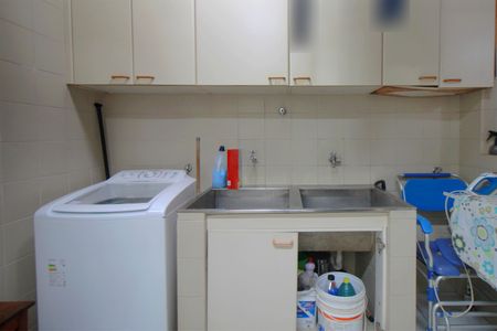 Casa à venda com 460m², 4 quartos e 4 vagasÁrea de Serviço