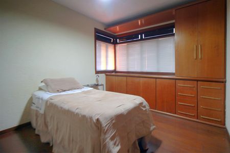 Casa à venda com 460m², 4 quartos e 4 vagasQuarto 1