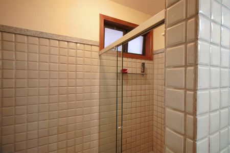 Casa à venda com 460m², 4 quartos e 4 vagasBanheiro 1