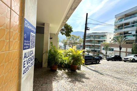 Apartamento à venda com 140m², 4 quartos e 2 vagasFachada