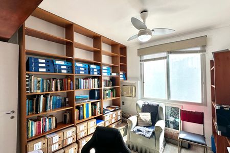 Apartamento à venda com 140m², 4 quartos e 2 vagasQuarto 2