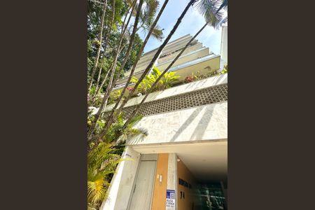 Apartamento à venda com 140m², 4 quartos e 2 vagasFachada