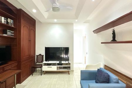 Apartamento à venda com 140m², 4 quartos e 2 vagasSuíte 1