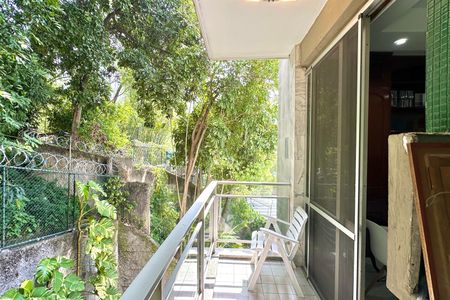 Apartamento à venda com 140m², 4 quartos e 2 vagasVaranda da Suíte 1