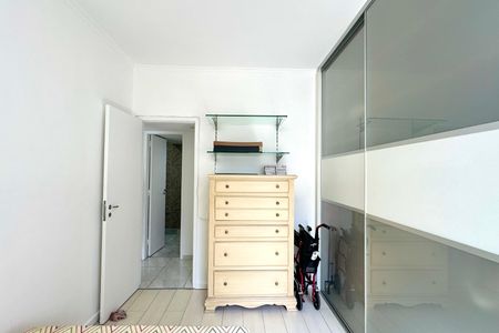 Apartamento à venda com 140m², 4 quartos e 2 vagasQuarto 1