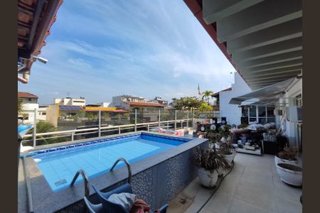 Apartamento à venda com 192m², 3 quartos e 1 vagaÁrea de Lazer