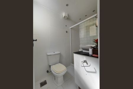 Apartamento à venda com 192m², 3 quartos e 1 vagaBanheiro da Suíte 1