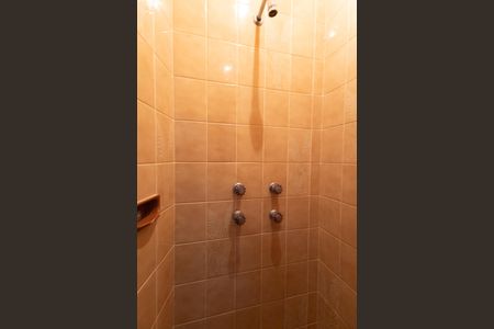 Casa à venda com 200m², 3 quartos e 3 vagas Casa à venda com 200m², 3 quartos e 3 vagasBanheiro da Área Externa