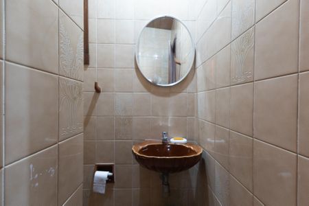 Casa à venda com 200m², 3 quartos e 3 vagas Casa à venda com 200m², 3 quartos e 3 vagasBanheiro da Área Externa